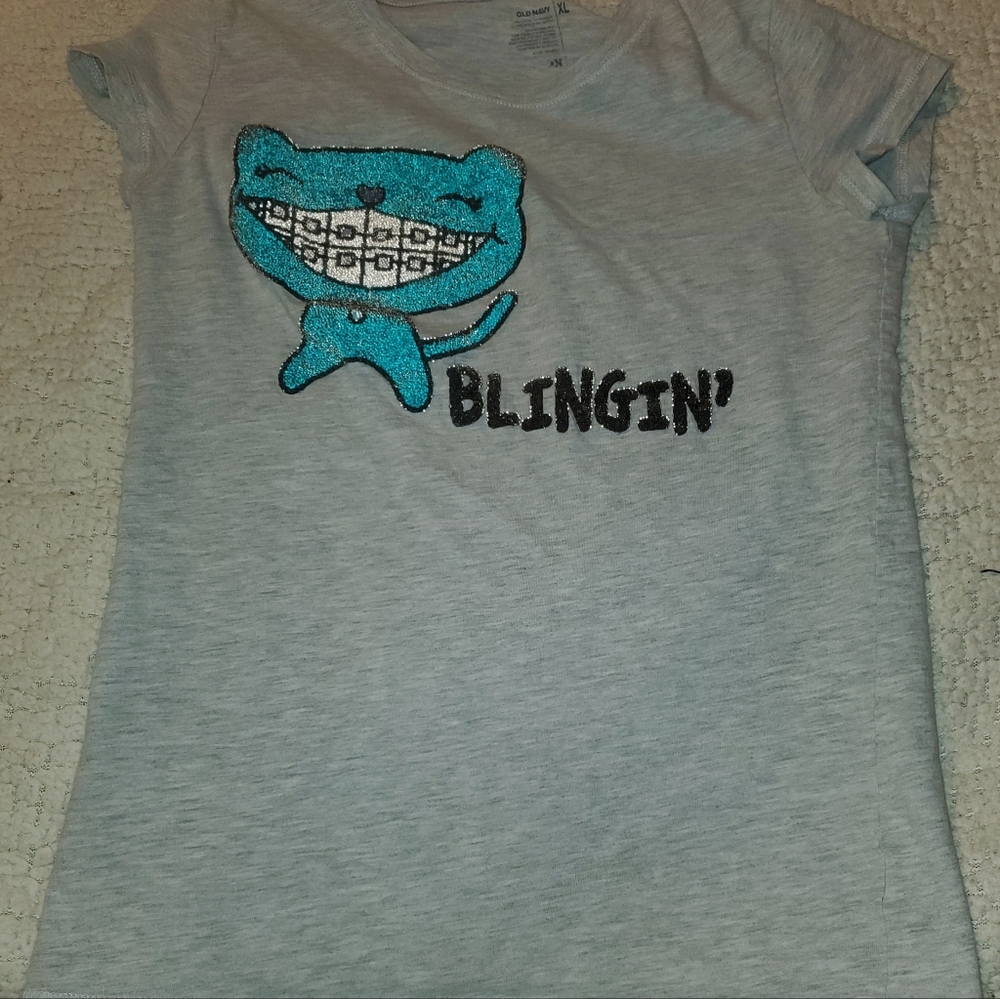 Clear bead cat shirt